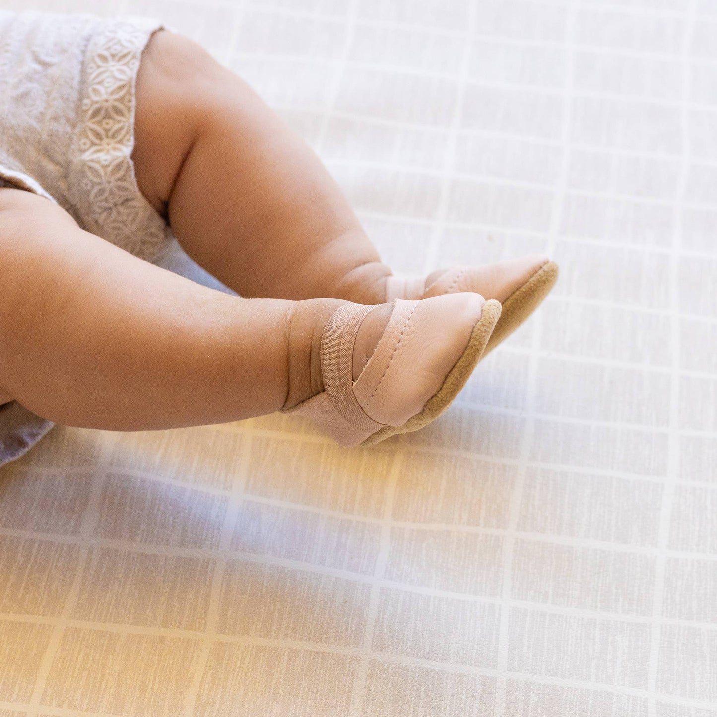 Baby Leather Mary Janes in Light Pink - Bossy Beans