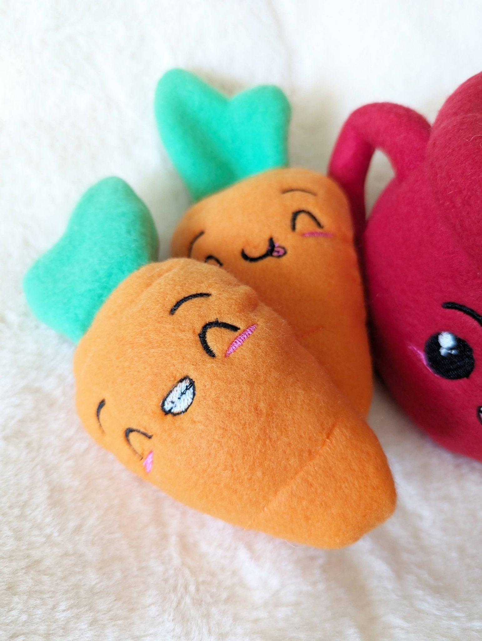 Christmas Eve Stuffie Set - Bossy Beans
