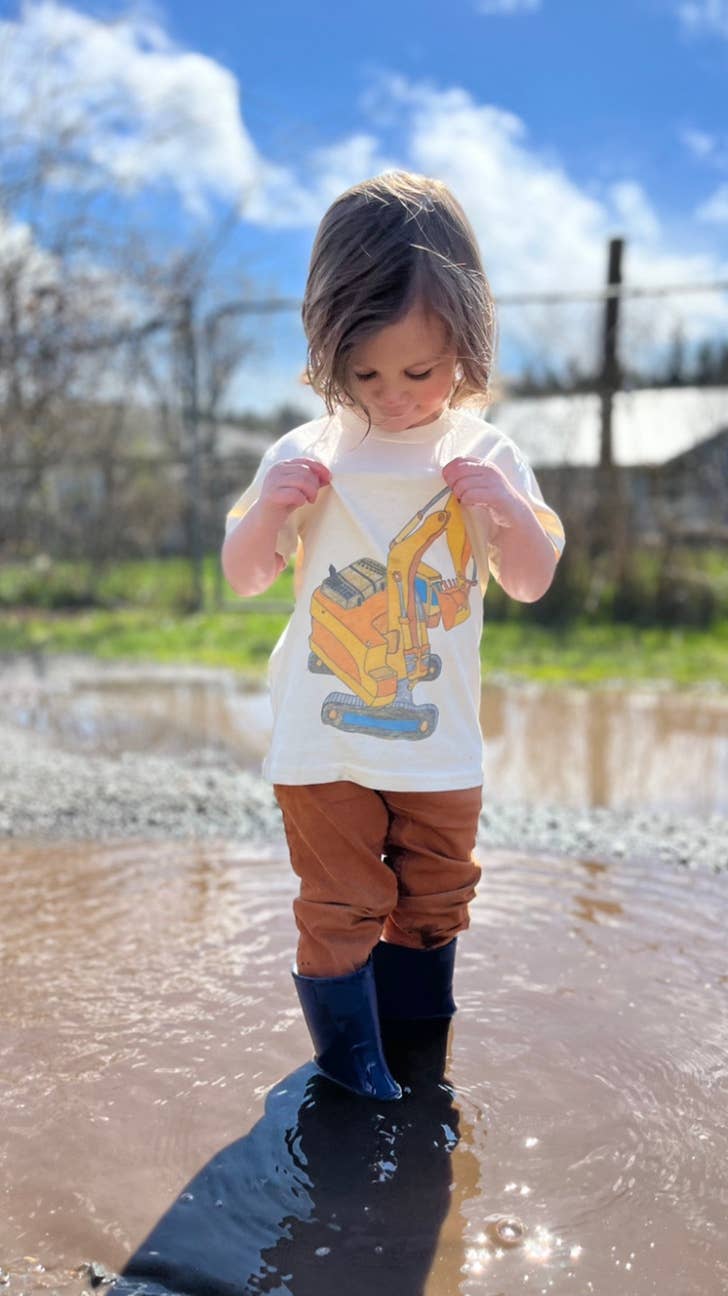 Digger - Kids Organic Tee - Bossy Beans