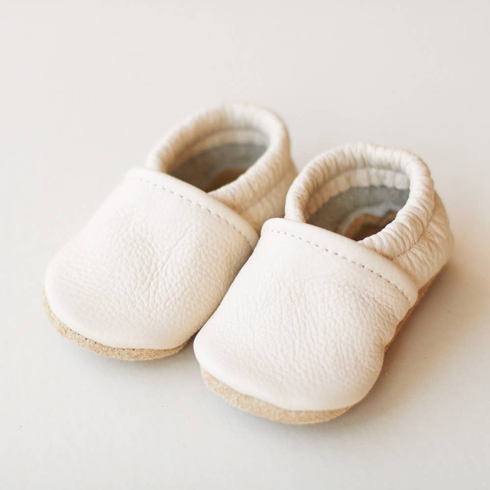 Gender Neutral Baby Moccs in Cream - Bossy Beans