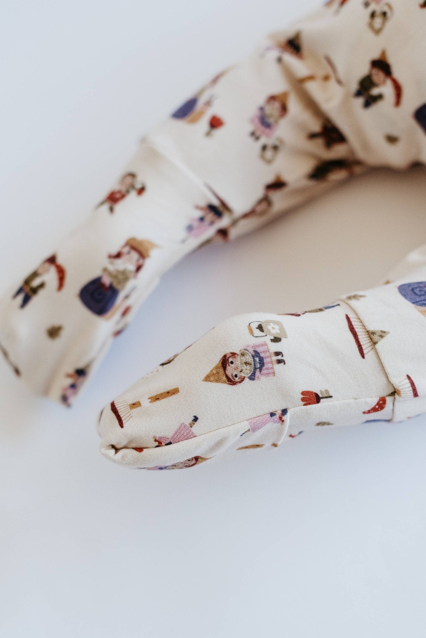 Gnome Village Bamboo Footie - Bossy Beans