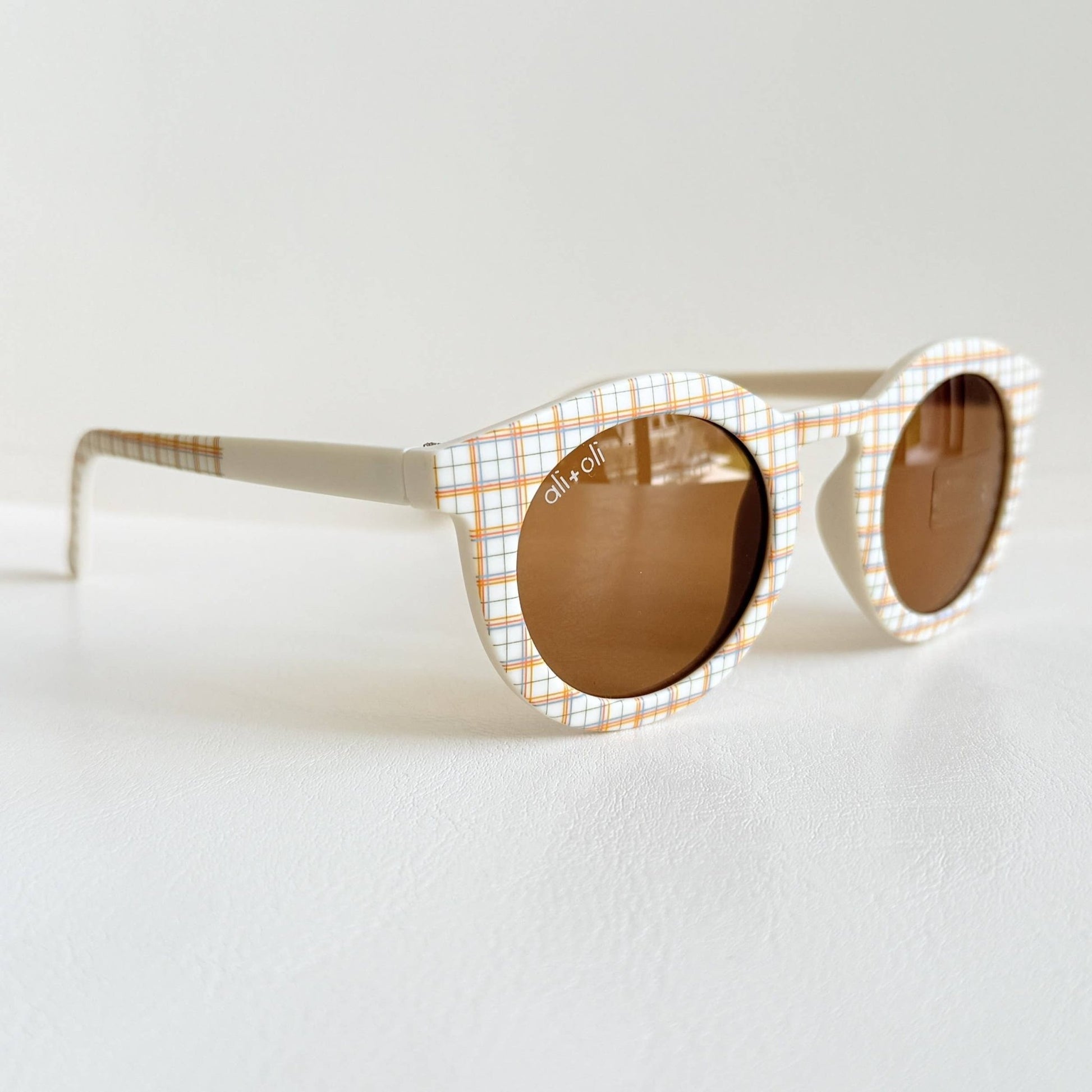 Kids Sunglasses Round (Plaid) - Bossy Beans