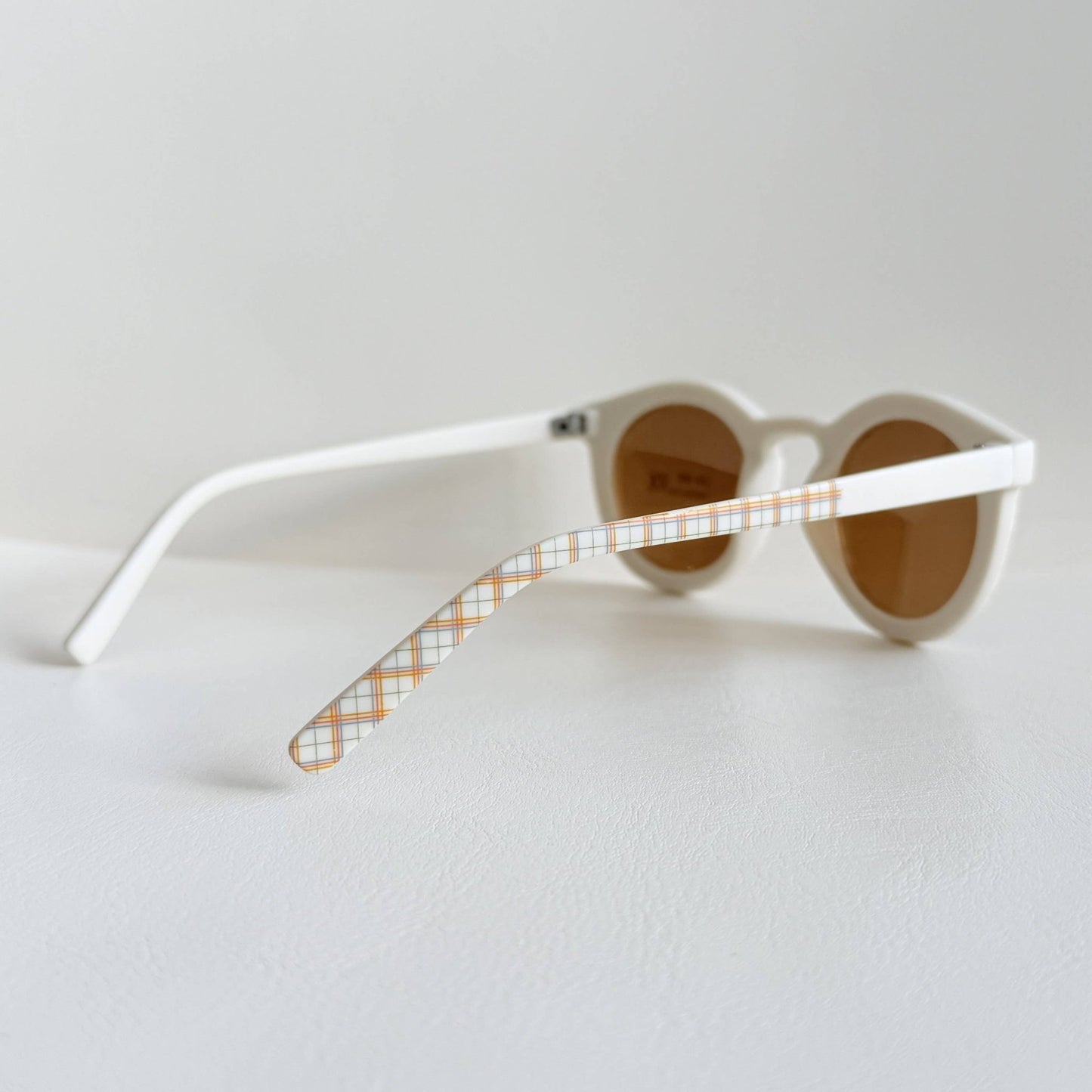 Kids Sunglasses Round (Plaid) - Bossy Beans