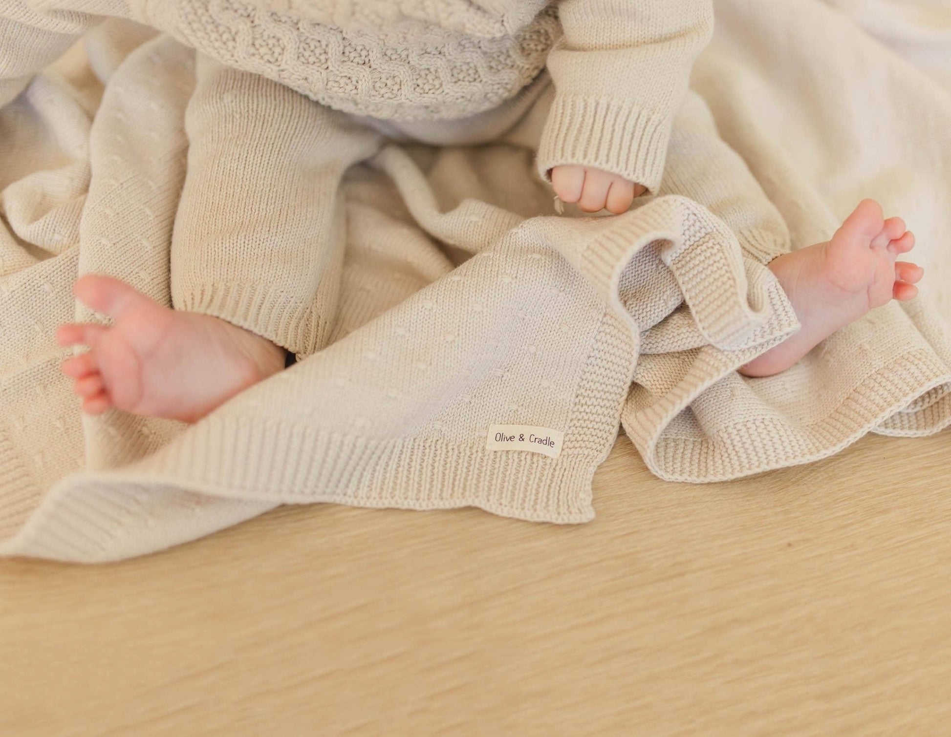 Leo Knitted Blanket: Slate Gray - Bossy Beans