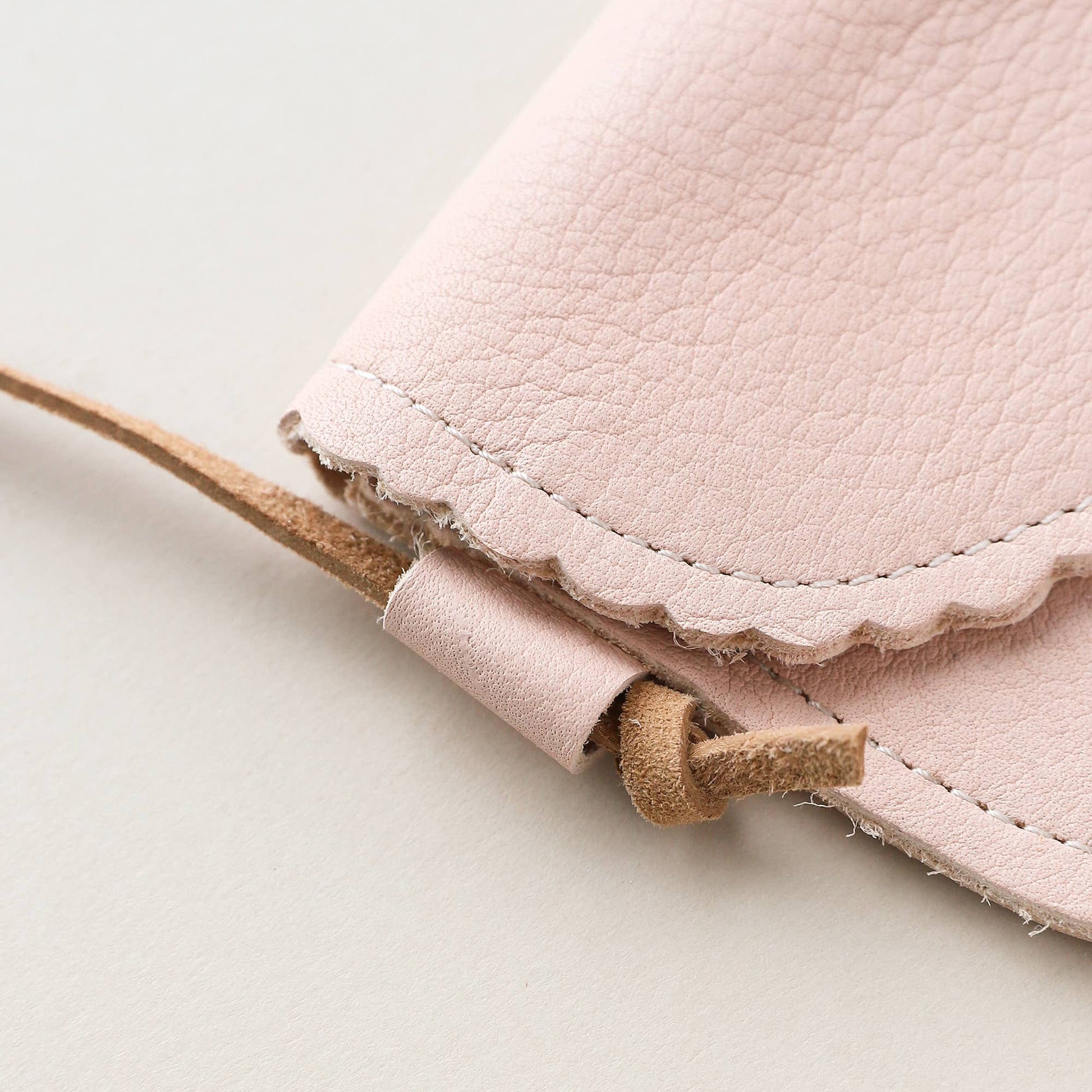 Little Girl Scalloped Leather Purse in Light Pink - Bossy Beans
