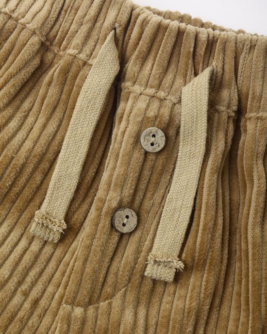 Lucian Pant: Toffee - Bossy Beans