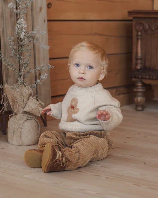 Lucian Pant: Toffee - Bossy Beans