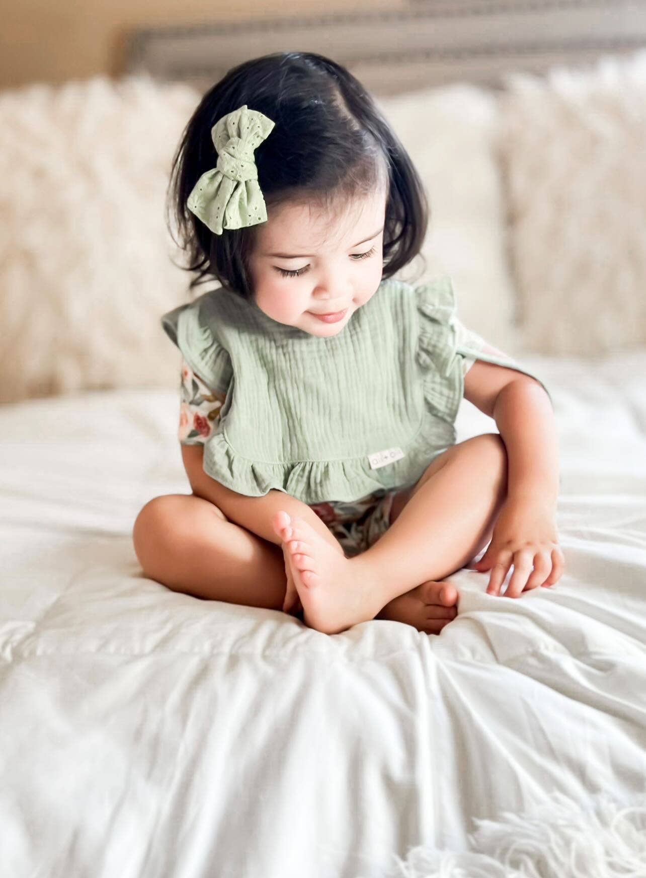Muslin Cotton Ruffle Baby Bib (Sage) - Bossy Beans