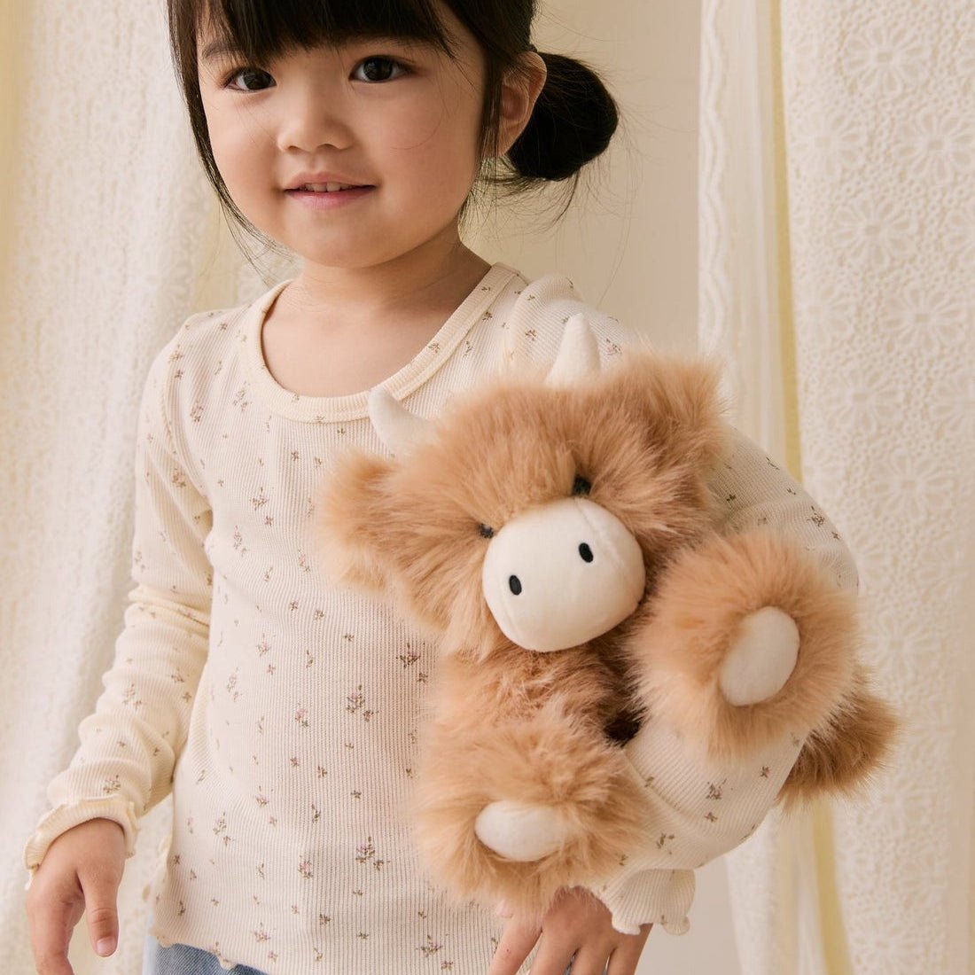 Snuggle Bunnies - Hilda The Highland Cow - Caramel - Bossy Beans