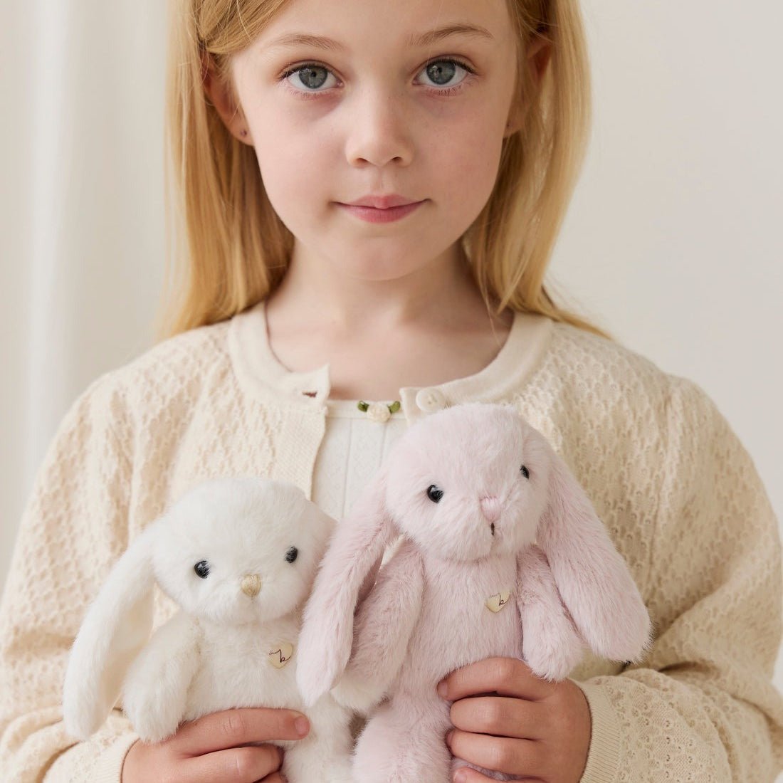 Snuggle Bunnies - Little Penelope - Blossom - Bossy Beans